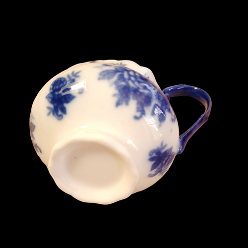 Cracker Barrel Blue And White Creamer