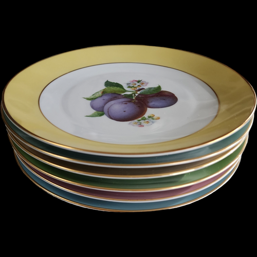 Tirschenreuth Fruit Center Dinner Plates Set of Six with Gold Trim Bavaria