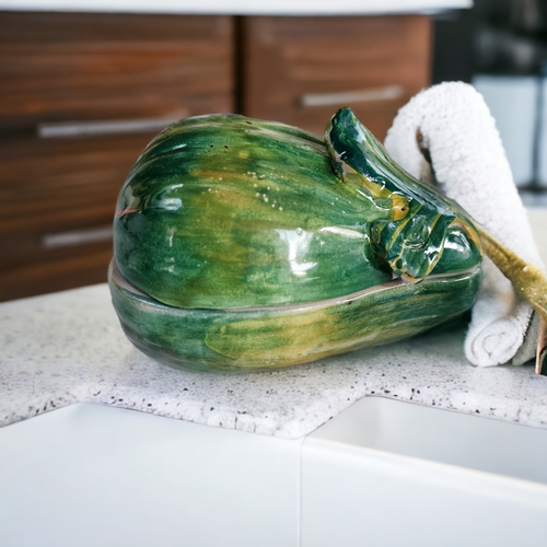 Fruit/Vegetable Figurines Pear Shaped Majolica Trinket Box Italy