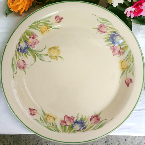 Cleveland  Green Trim Tulip Like Flowers Pie Pan Plate / Dish 