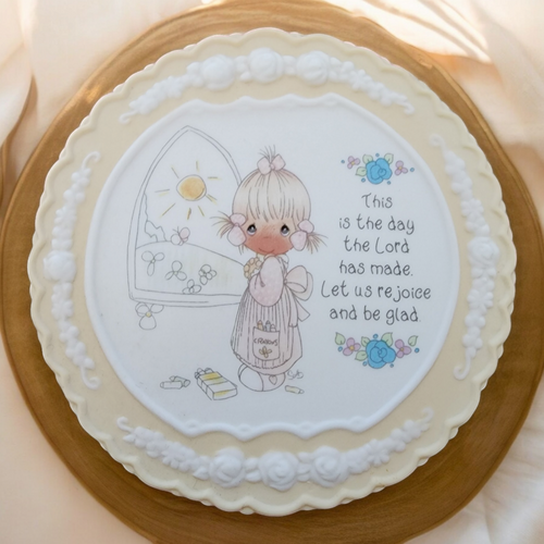 Enesco Precious Moments Nursery  Round Wall Hanging Plaque