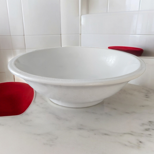 Knowles, Taylor & Knowles (KT&K) White Graniteware Wash Stand Bowl