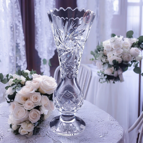 Crystal Clear Industries Giftware Piece Pinwheel Bud Vase