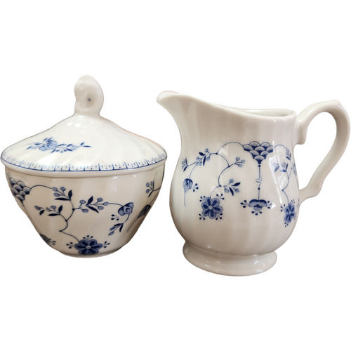 Churchill Finlandia Chelsea Blue Flowers Creamer & Sugar Bowl with Lid