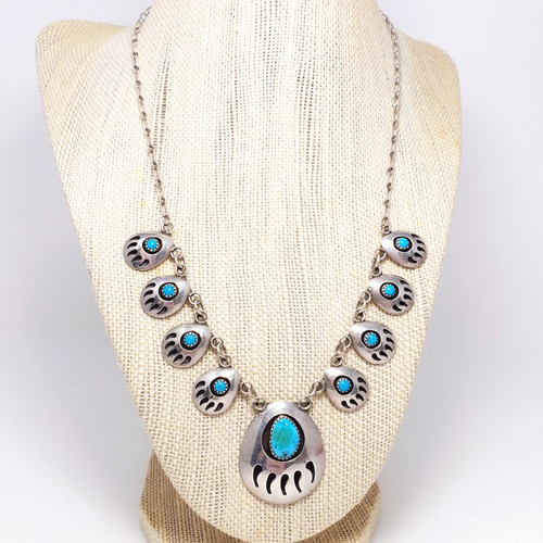 Native American Bear Claw Link Sterling Silver Turquoise Pendant Necklace