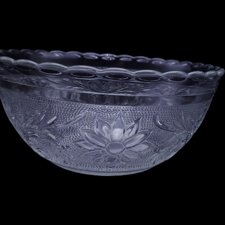 8" Anchor Hocking Sandwich Clear Scalloped Bowl