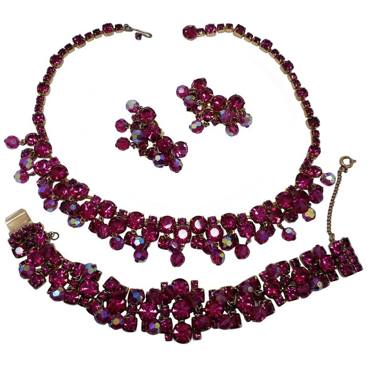 Juliana DeLizza & Elster Aurora Borealis Fuchsia Crystal Cluster Parure