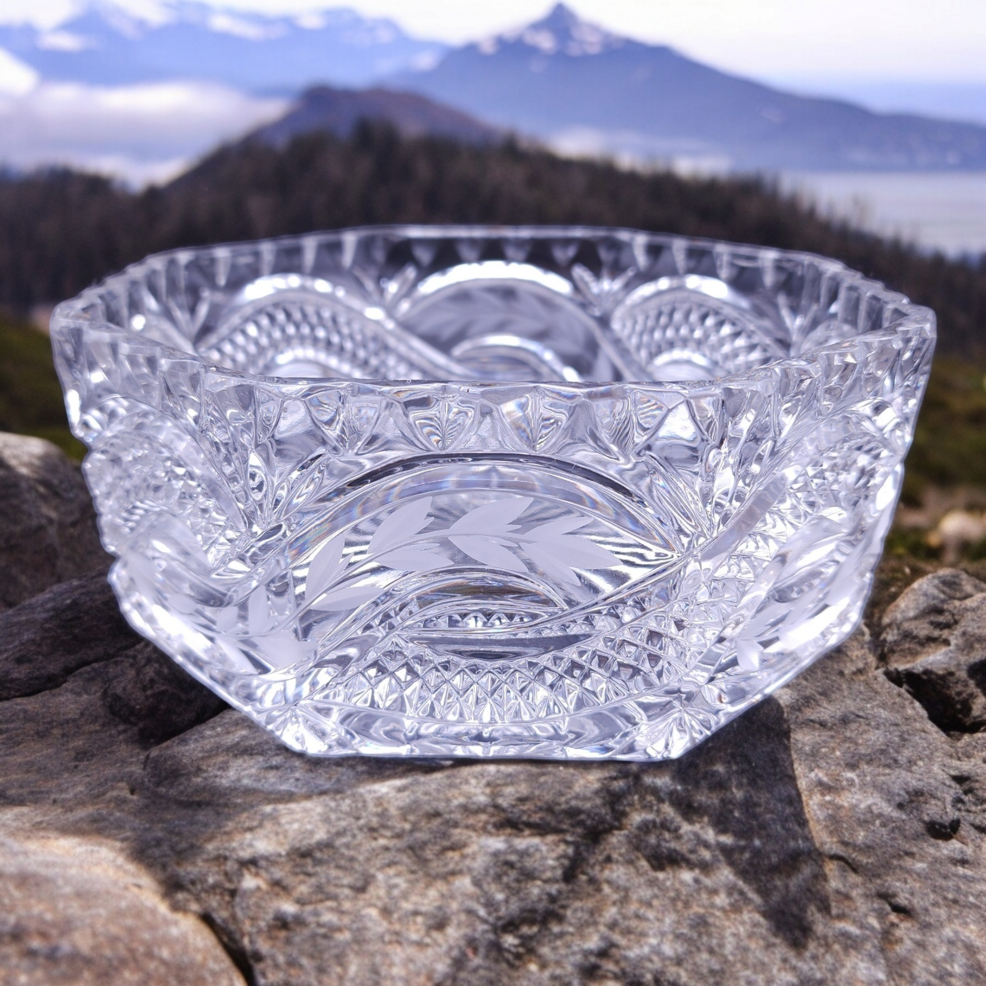 Irena_Glass_Factory_Poland_Cut