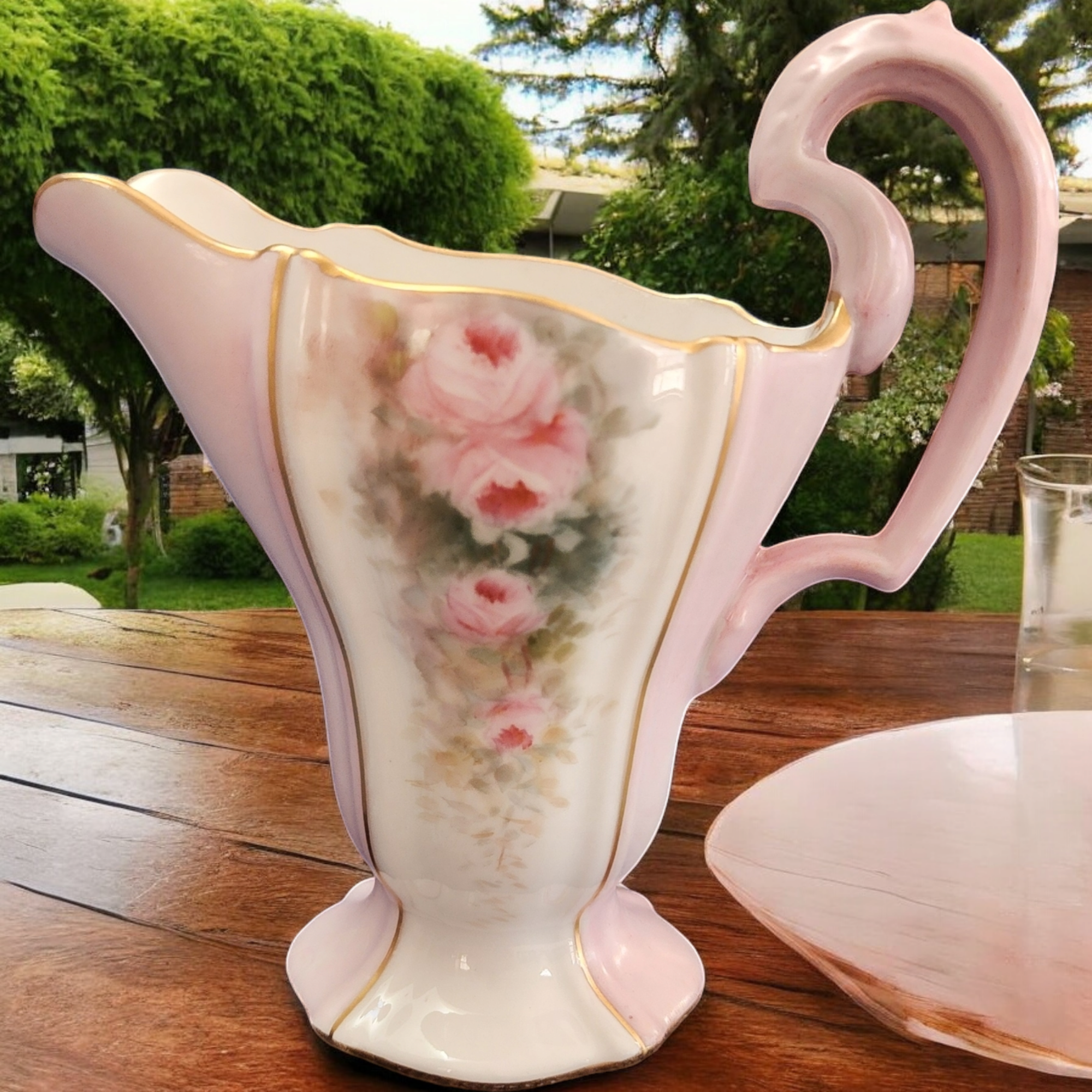 Theo_Haviland_Limoges_Hand-