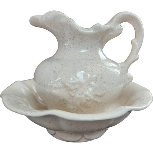 McCoy_USA_Pottery_Grape_Pitche