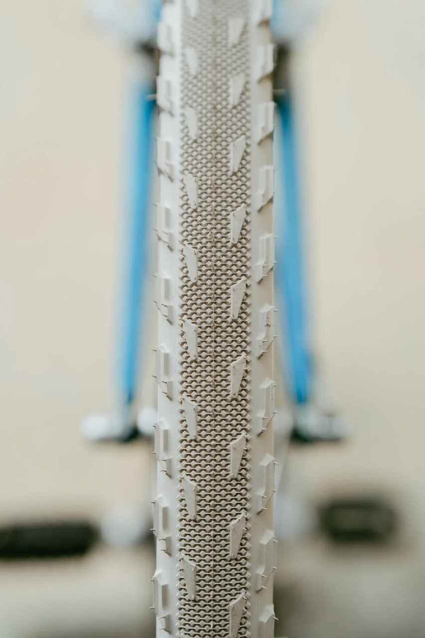 SimWorks - The Homage 26 Tyre - Sand Beige - Limited Edition