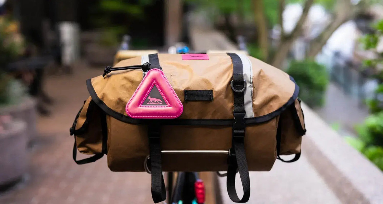 Swift X Blue Lug Triangle Reflector - Freshtripe