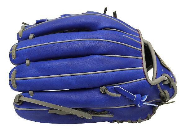 Zett Pro Series BPGT-33027 Baseball Glove 12.5 Royal Right Hand