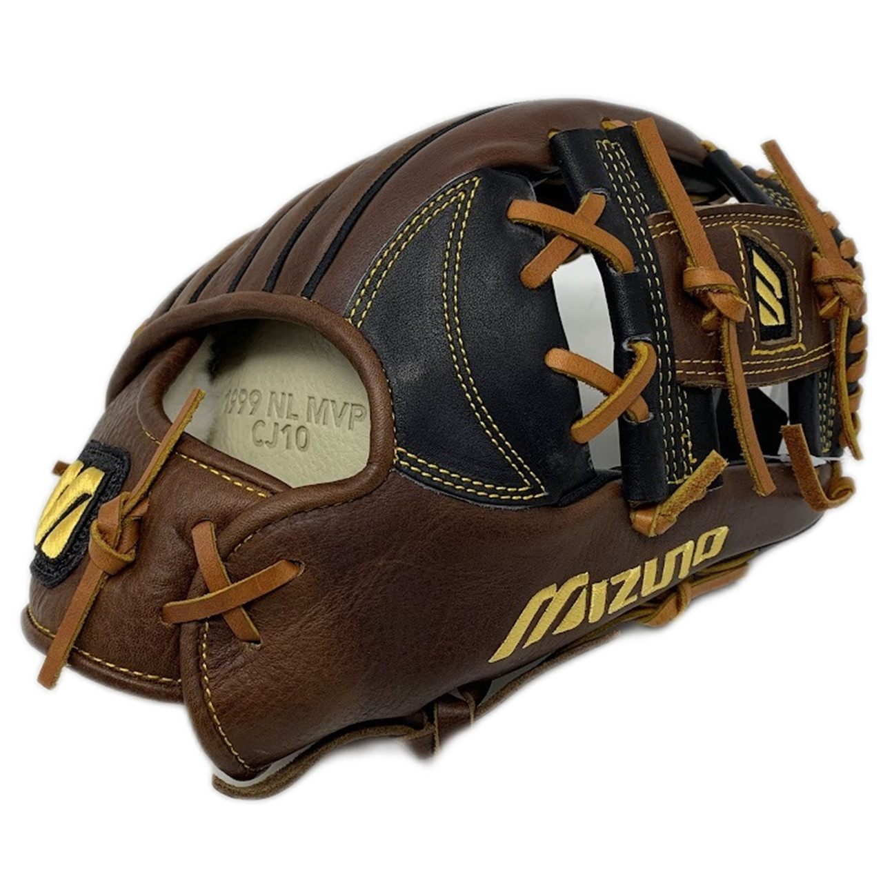 Mizuno Chipper Jones MCL-5001 Classic Pro 99 11.75 Baseball