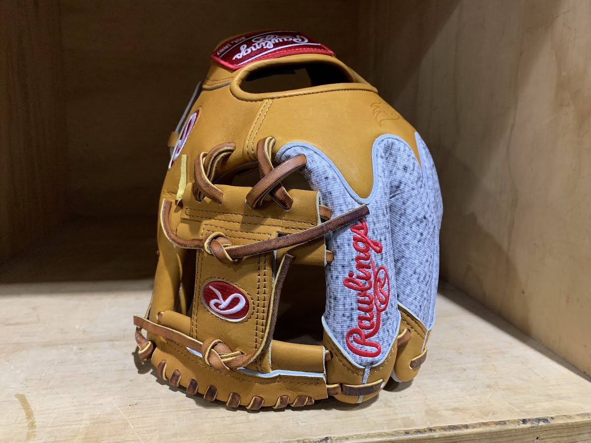 a-rawlings-wintip-infield-baseball-glove-with-special-wool-design-backing-8.jpg
