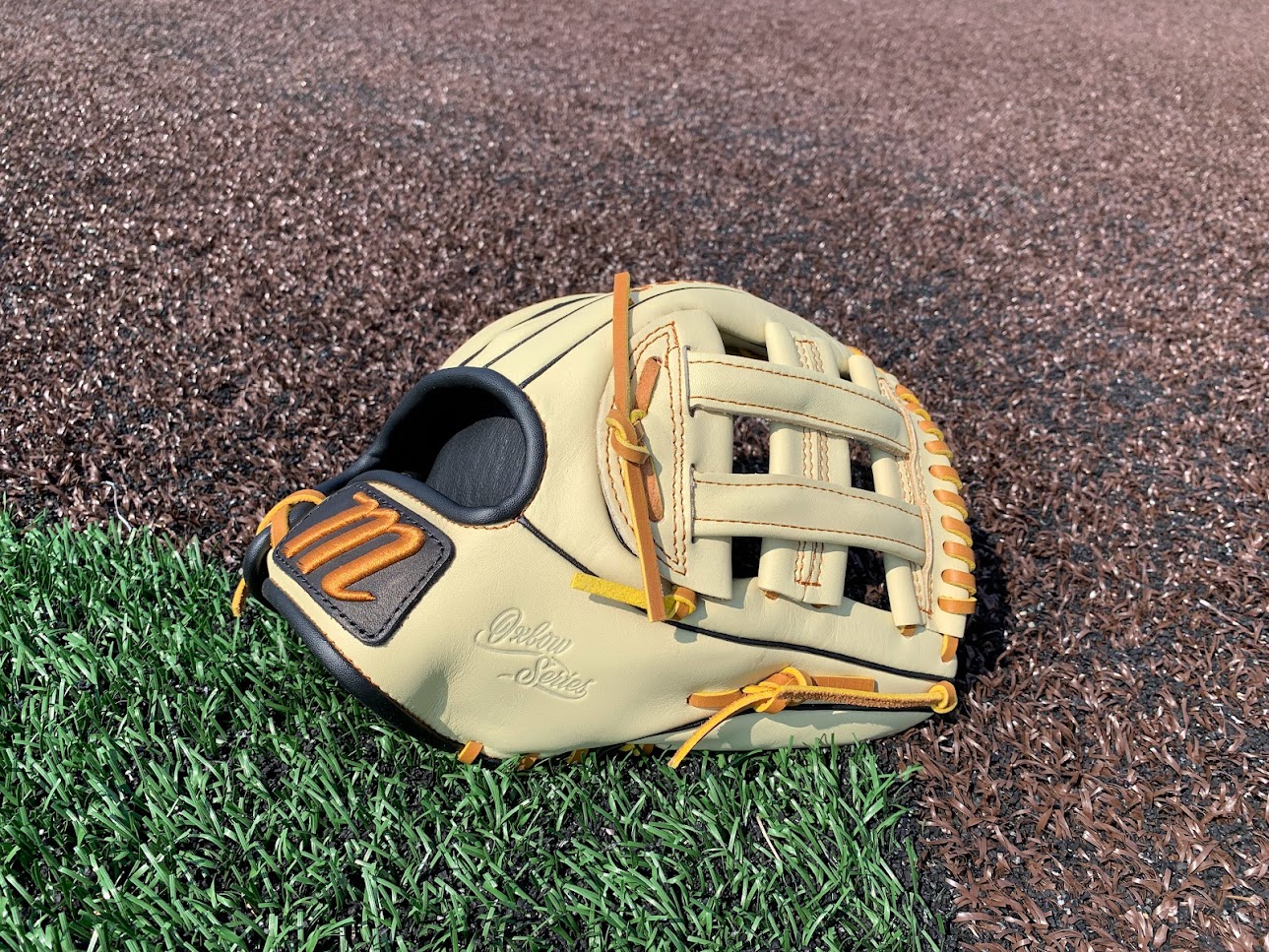 marucci 12 inch h web baseball glove
