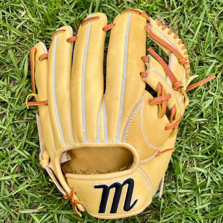 Best Baseball Gloves: A Guide of What Models the Top Pros Use, News,  Scores, Highlights, Stats, and Rumors