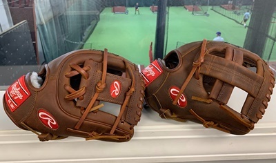 rawlings-full-timberglaze-315-dual-welt-infield-baseball-glove-and-single-post-infield-glove-2-400.jpg