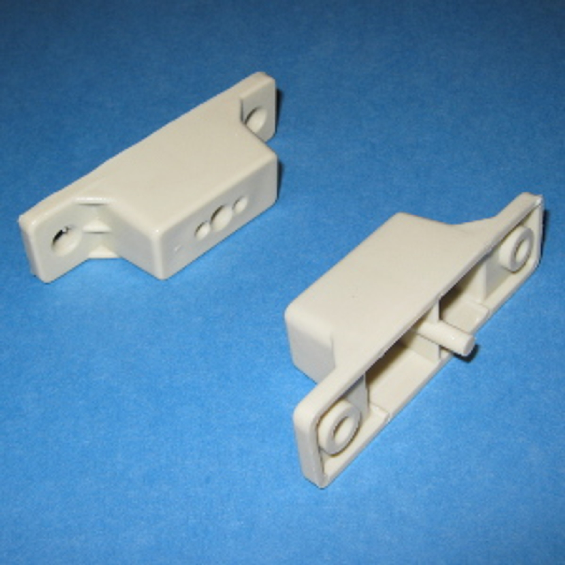 Drawer Slide Spacer Full Extension 1" 5mm peg, Almond, Pkg of 50