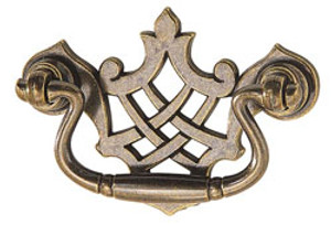 Handle, zinc, antique bronze, M4, center to center 64mm