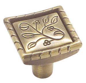 Vineyard, Elegant Brass 1-1/8" Vineyard, Elegant Brass 1-1/8"