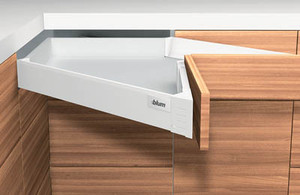 Space Corner M-Height with Syncromotion, Stainless Steel 24"