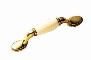 Hickory Hardware Easy Living, Light Almond/Lancaster 3"