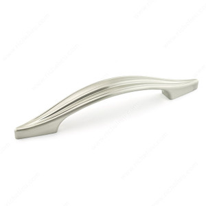 Transitional Metal Pull - 7615, Center to Center 128 mm, Finish Brushed Nickel, Projection - Overall Dimensions 31.1 mm