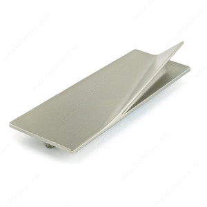 Contemporary Metal Pull - 914, Center to Center 128 mm, Finish Brushed Nickel, Projection - Overall Dimensions 25 mm