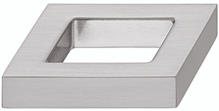 Handle, Nouveau, zinc, brushed nickel, M4, center to center 32mm