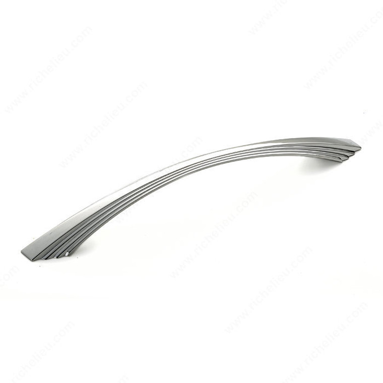 Contemporary Metal Pull - 4646, Center to Center 224 mm, Projection - Overall Dimensions 29 mm