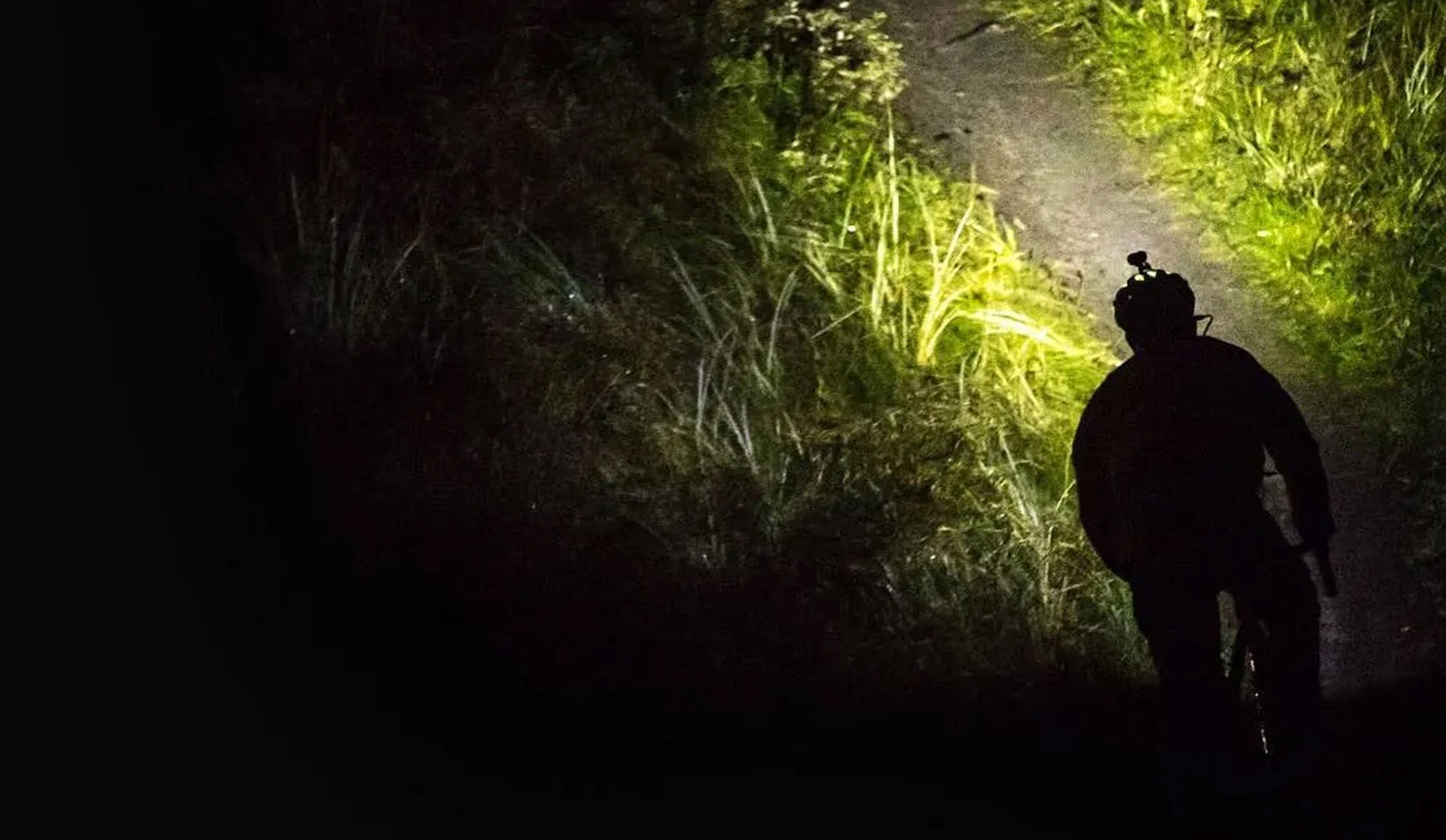 MTB Night Riding Lights: What Aussie Trail Riders Need This Winter