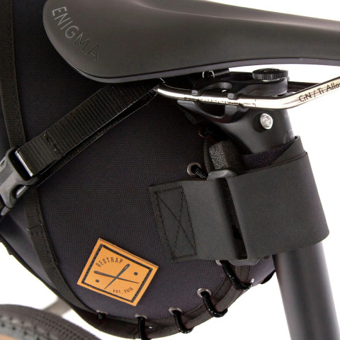 Saddle Bag 8 Litres Black