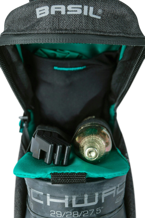 Discovery 365D Saddle Bag Medium 1L Black Melee