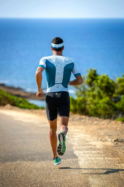 Sleek Pietra Short Sleeve Tri Top