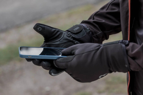 ColdShield Winter Gloves