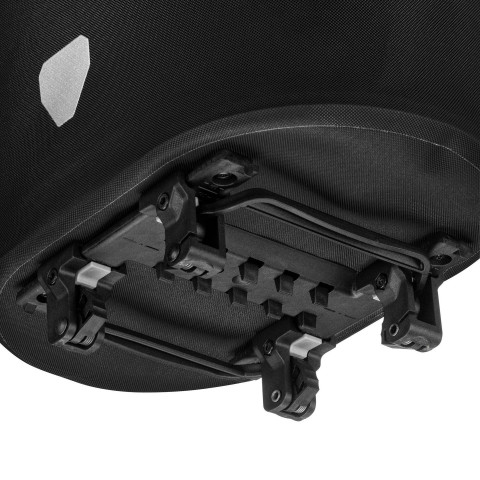 Up-Town Rack City 17.5L Black