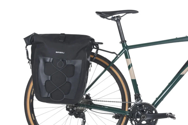 Navigator Single Bag MIK Studs Large 22L Black