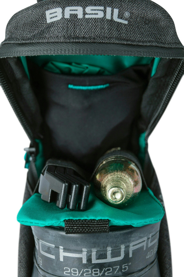 Discovery 365D Saddle Bag Medium 1L Black Melee