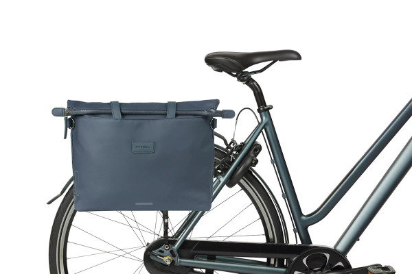 Manhattan Commuter Laptop Bag 12L Navy