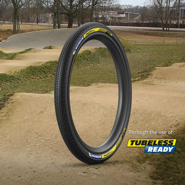 Pilot SX Racing Tyre