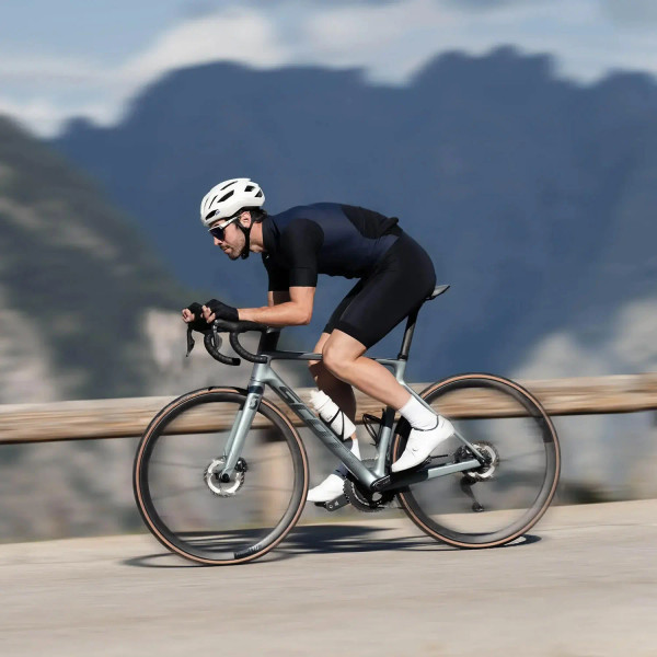 Pro 5 Competition Tyre Black