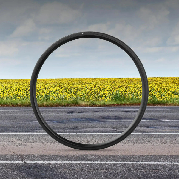 Lithion 4 Performance Tyre Black