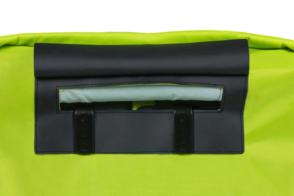 Keep Dry and Clean Raincover Horizontal