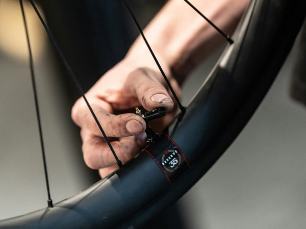 AL 40mm Valve Tubeless 2 Piece Set