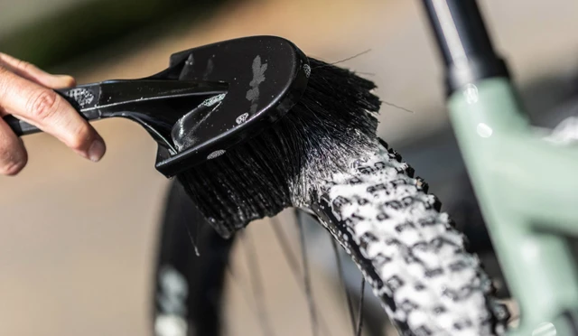 Mountain Bike Cleaning: Wash Your Bike After a Muddy Rid