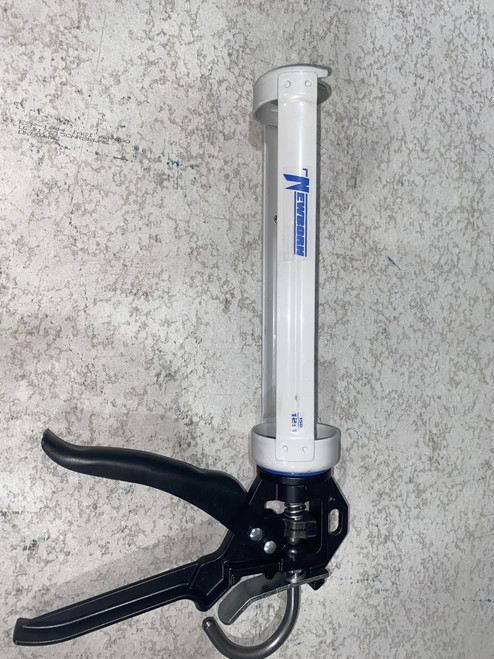 Caulking Gun - Smooth Rod Revolving Frame