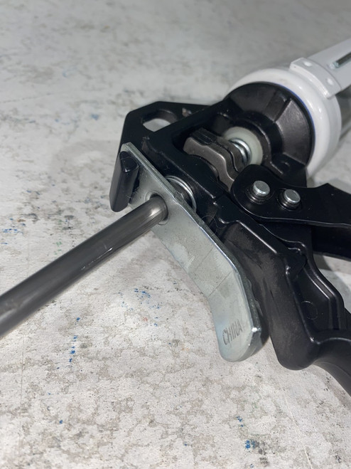 Caulking Gun - Smooth Rod Revolving Frame