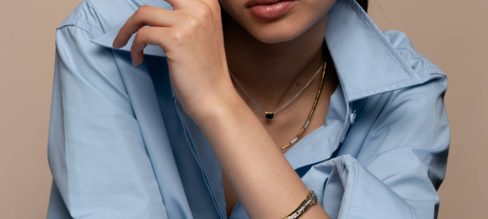 How To Layer Necklaces: The Complete Guide