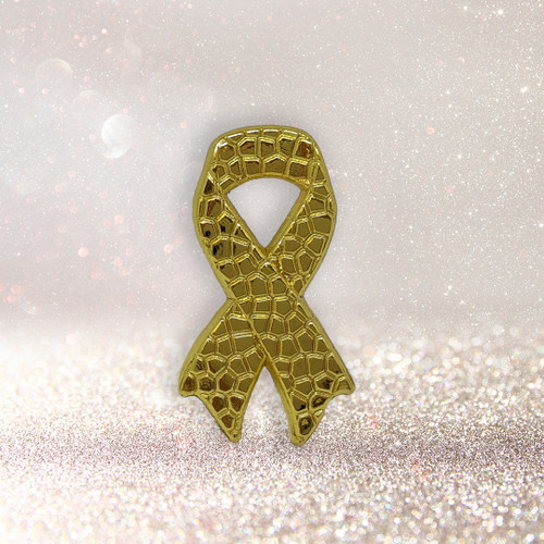 Hammered gold effect gold ribbon pin badge